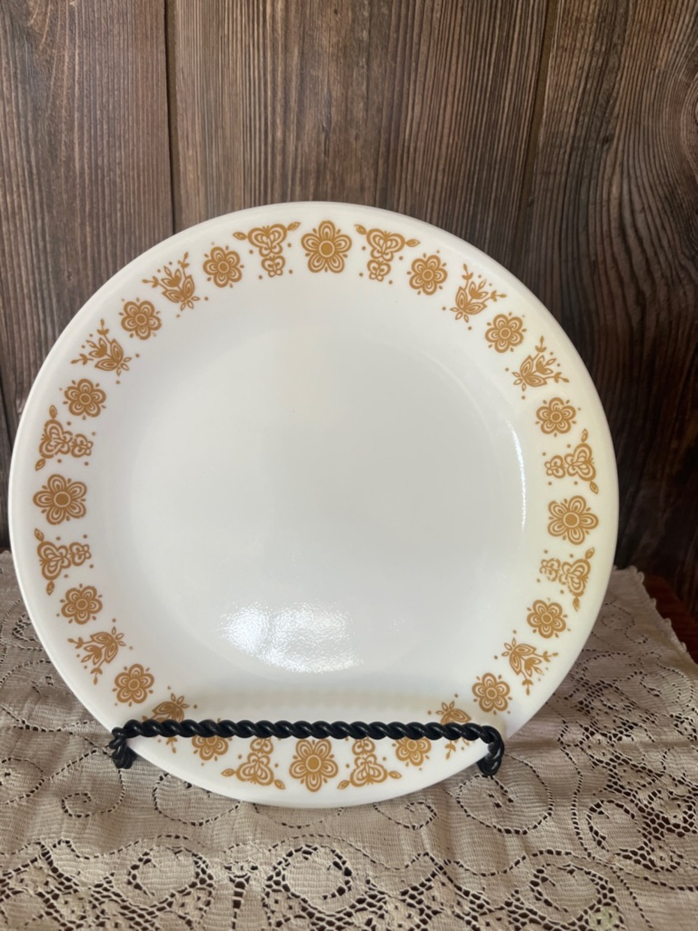 Set of 2. Corelle Butterfly White and Gold Floral salad plate